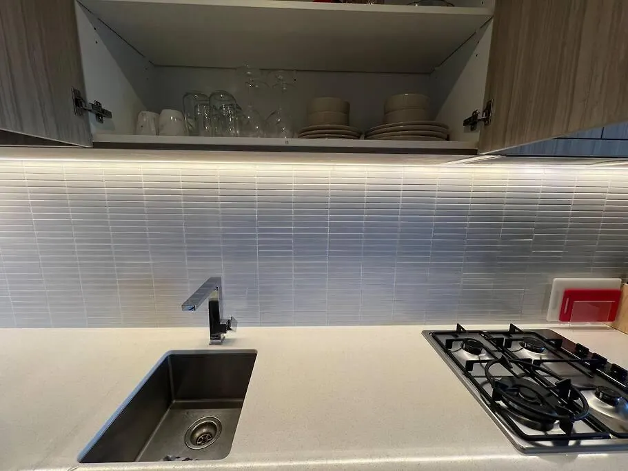 Emporium Residential 2 Bed 2 Bath 1 Car Apartment Brisbane