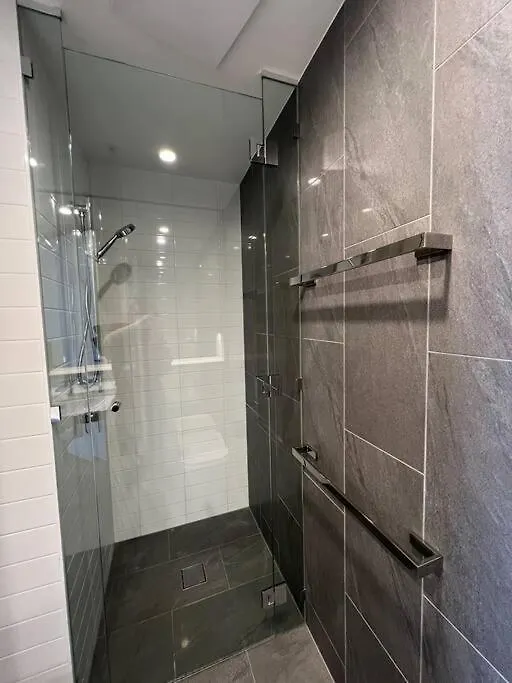 Emporium Residential 2 Bed 2 Bath 1 Car Apartment Brisbane Australia
